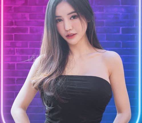 เปิดวาร์ป ครูบลู (Jirarat Blue) จากห้องเรียนวัดสน ถึง IG 3 ล้าน