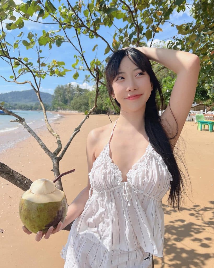 น้องฮาย highsstn ศศธร บัวอิน ชลบุรี เน็ตไอดอลไทย IG X TikTok
