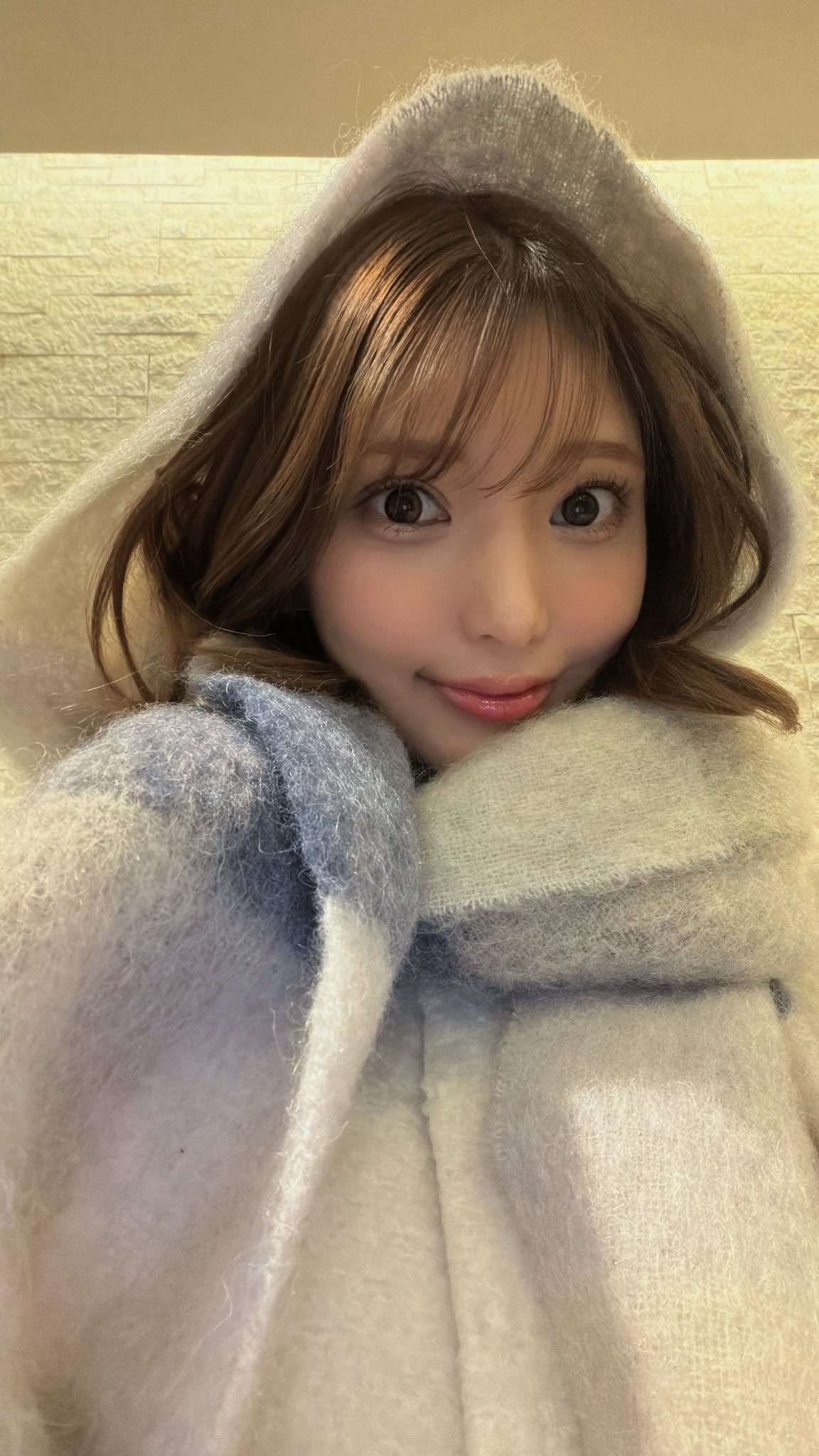 Hana Kuraki ในภาพบุคลิกเป็นกันเองนอกฉากงาน