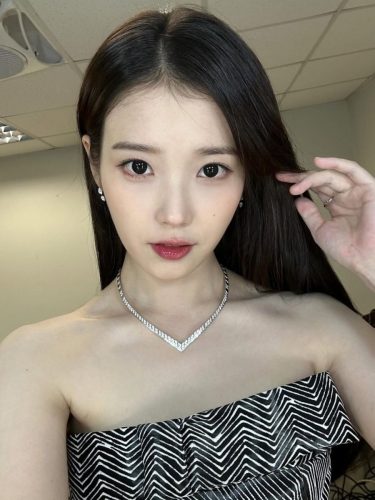 ไอยู-IU-อีจีอึน-41